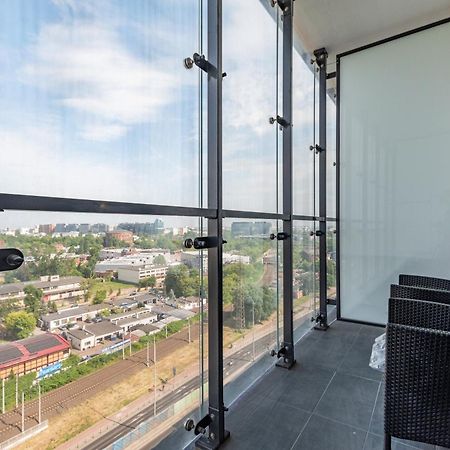 Kasprzaka 29 B-C By Homeprime Варшава Экстерьер фото
